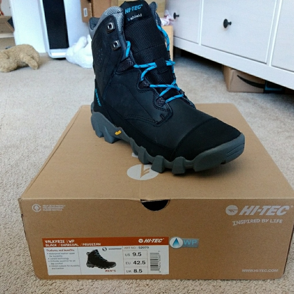 Hi-Tec Valkyrie i Waterproof Hiking Boots-Sz 9.5 M